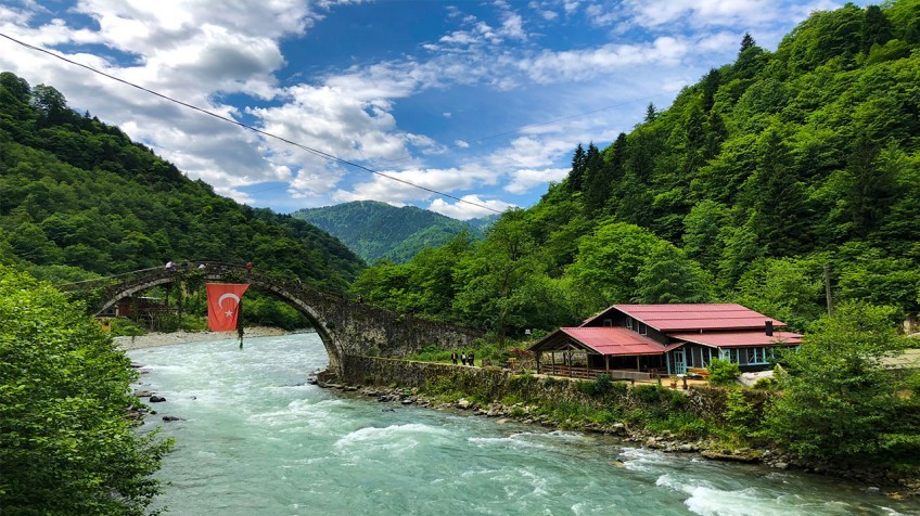 Şenyuva Köyü