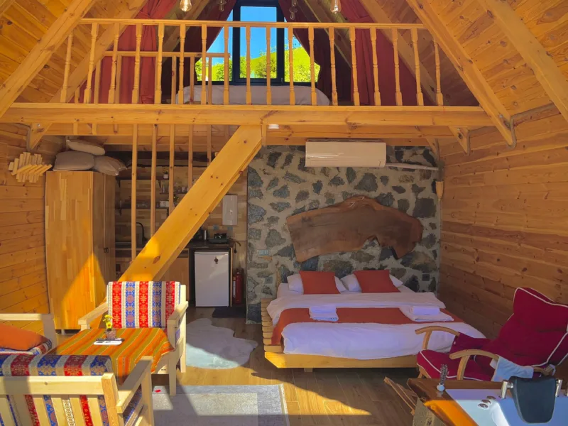 Çona Bungalov ( Turuncu Oda )