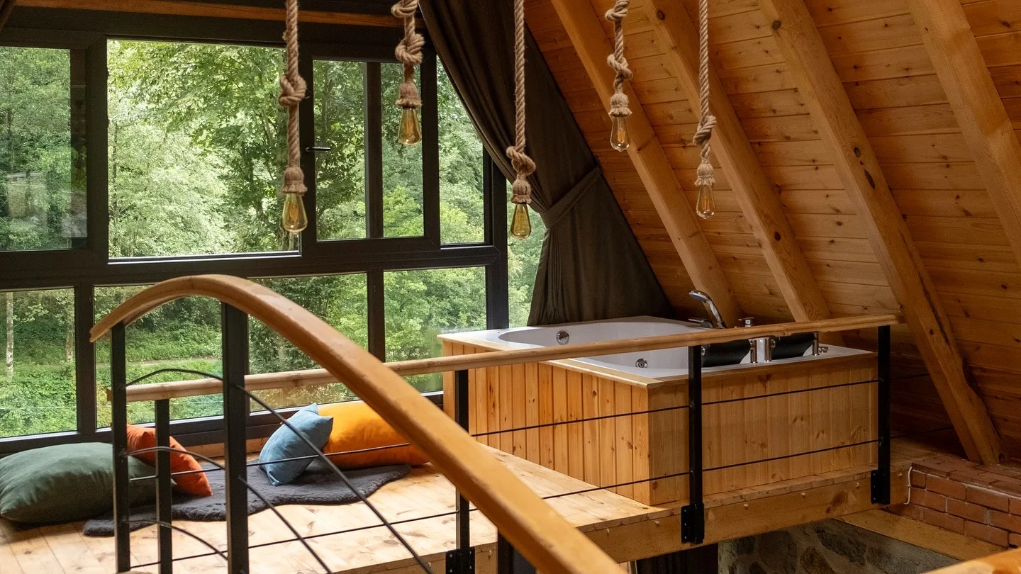 Stream Bungalov 333